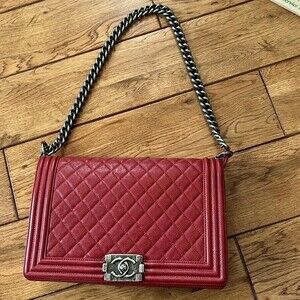 CHANEL Caviar Quilted New Medium Boy Flap Dark Red